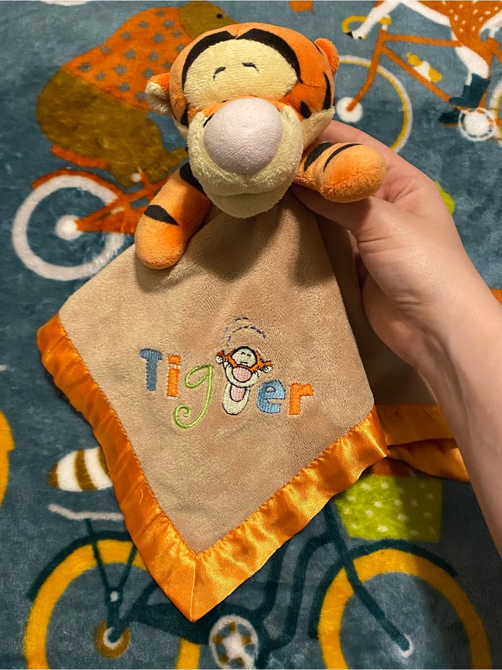 Disney Baby Tigger Security Blanket Baby Lovey w/ Rattle Embroidered Vtg 2009